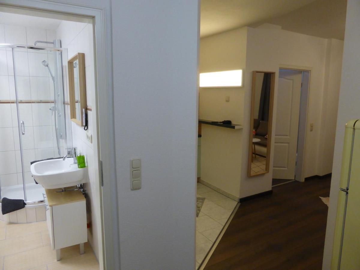Ferienwohnung Goethe, 2 Schlafzimmer, Nähe Zentrum&Uni, ruhig, free Wifi, kostenloses Parken, Erdgeschoss Jena Exterior foto