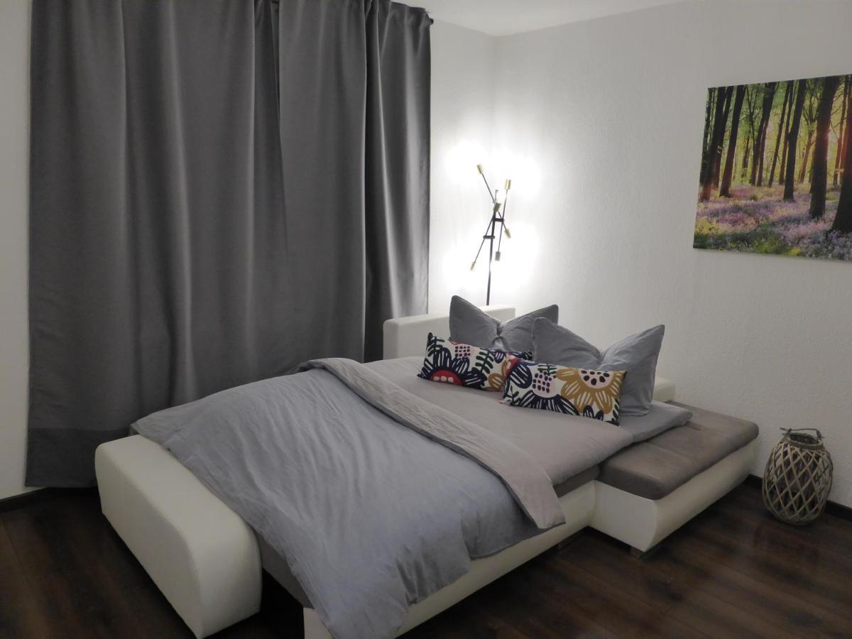 Ferienwohnung Goethe, 2 Schlafzimmer, Nähe Zentrum&Uni, ruhig, free Wifi, kostenloses Parken, Erdgeschoss Jena Exterior foto