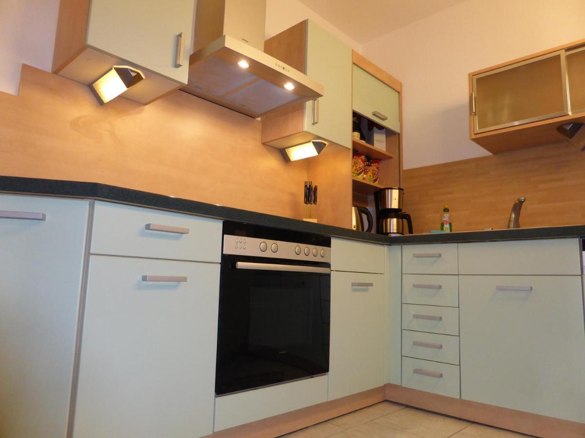 Ferienwohnung Goethe, 2 Schlafzimmer, Nähe Zentrum&Uni, ruhig, free Wifi, kostenloses Parken, Erdgeschoss Jena Exterior foto
